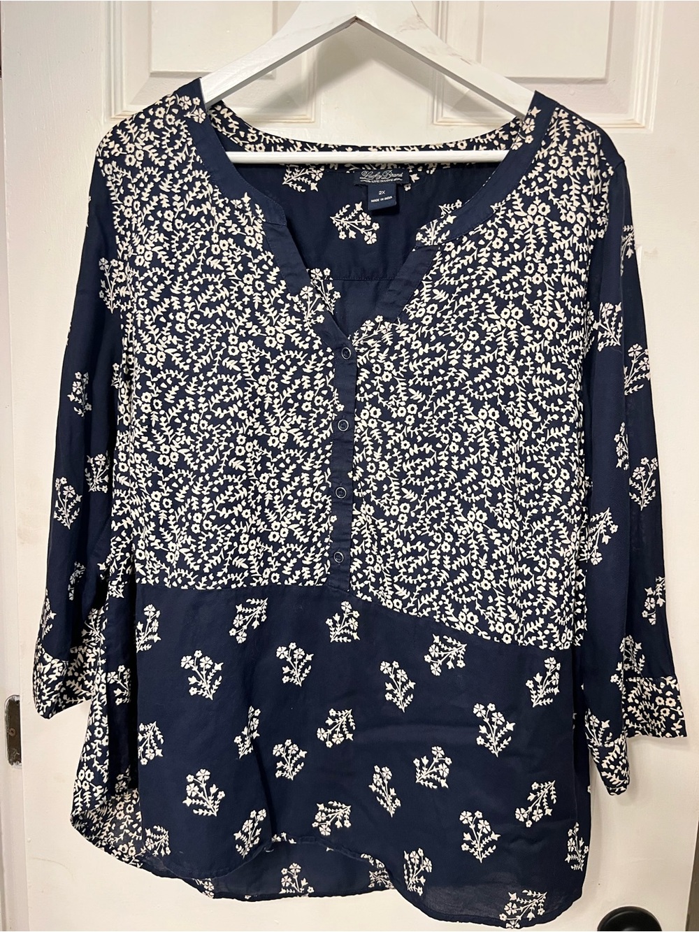 Lucky Brand Women's Navy Floral Button-Front Blouse